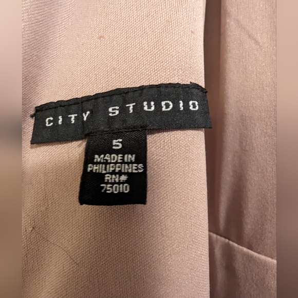 City Studio sequin gown - Picture 3 of 6